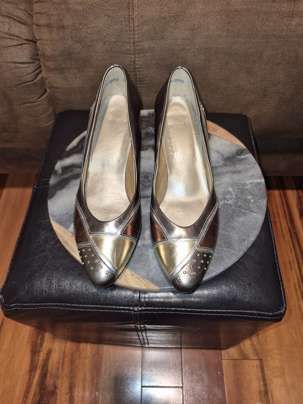 Selby Women's Leather Pointed Toe Studded Slip On Pumps Brown Gold Silver 10B